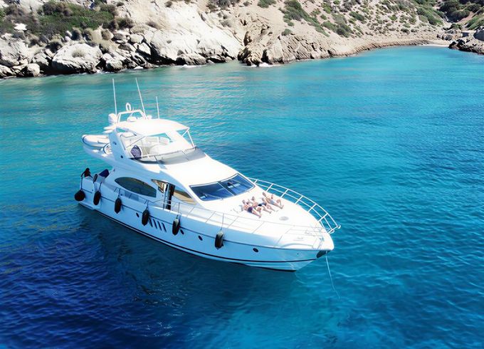 Azimut 68 Plus