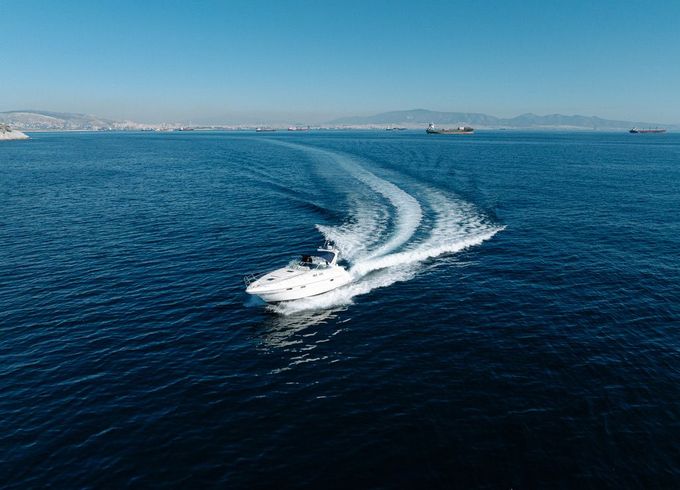 Sealine S37