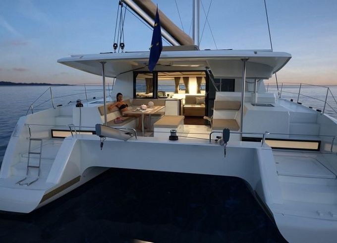 Fountaine Pajot Helia 44