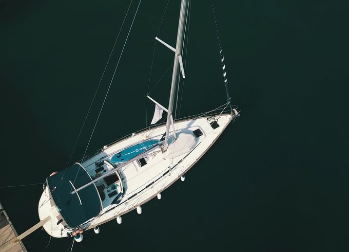 Bavaria 44