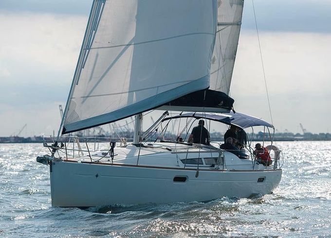 Jeanneau 39i