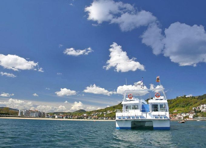 M/C Catamaran