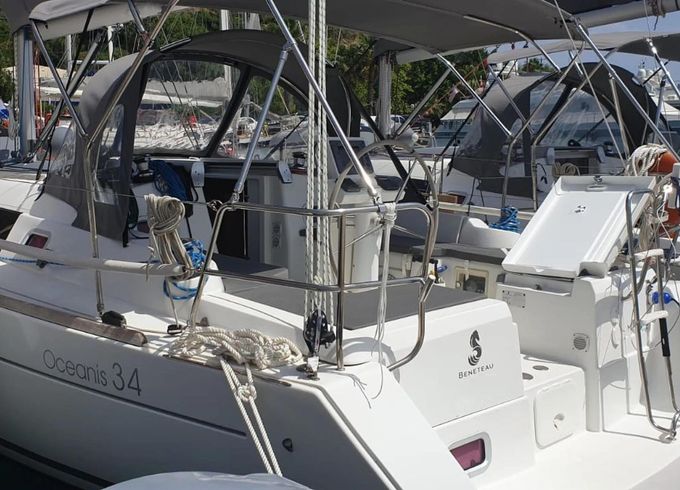 Beneteau Oceanis 34