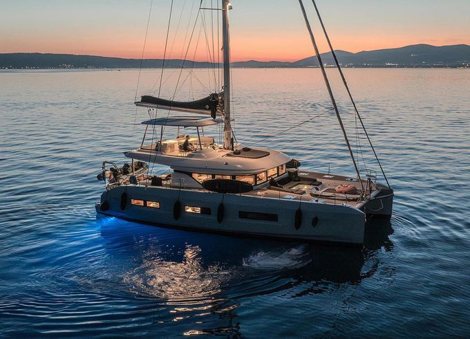 Lagoon 55