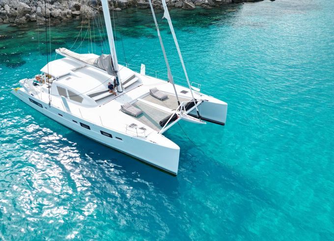 Catana Group 72