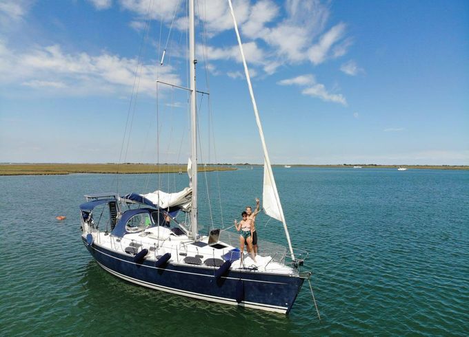 Hanse 371 S