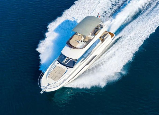 Prestige 520 Fly
