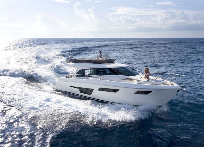 Ferretti 500