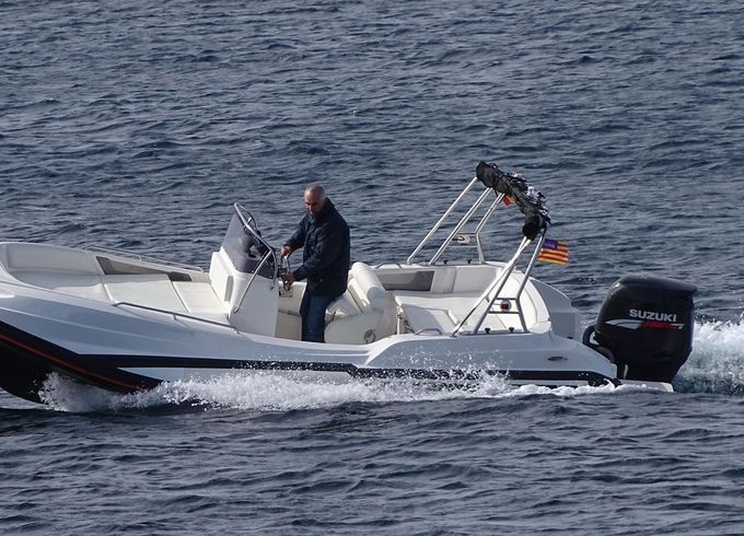 Zar 57 WELL DECK