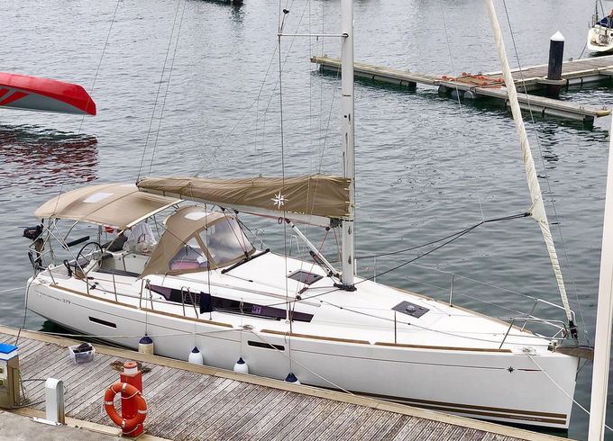 Jeanneau SO379