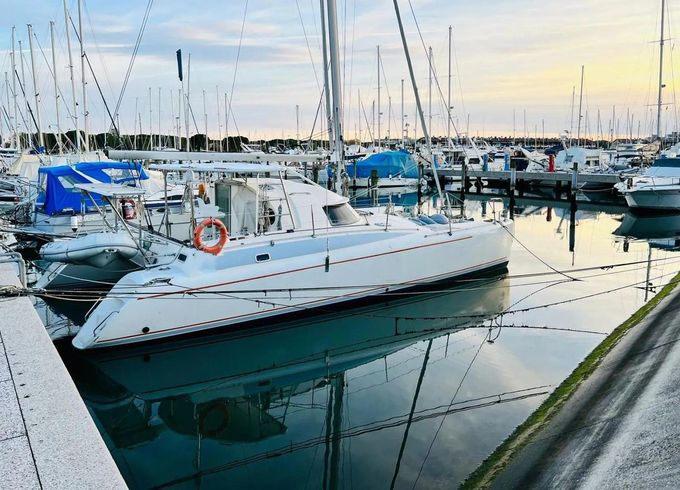 Fountaine Pajot Antigua 37