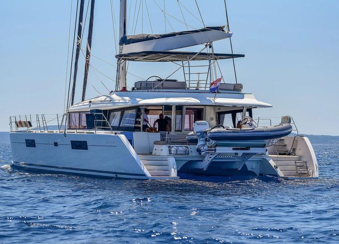 Lagoon 560 S2