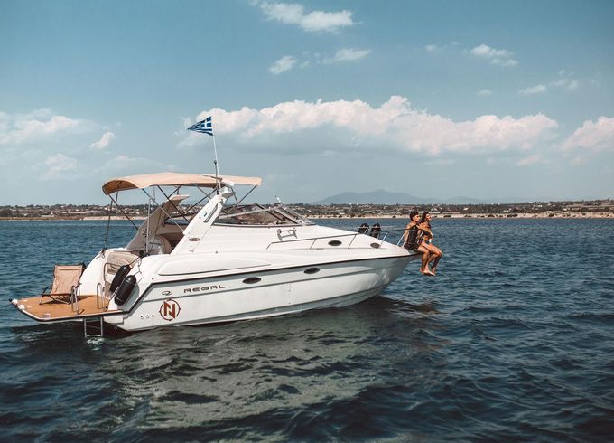 Regal 2760