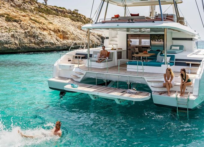 Lagoon 55