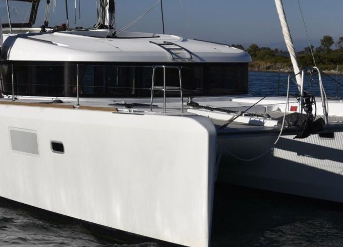 Lagoon 39