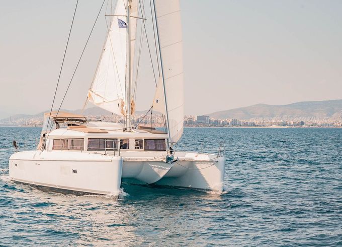 Lagoon 421
