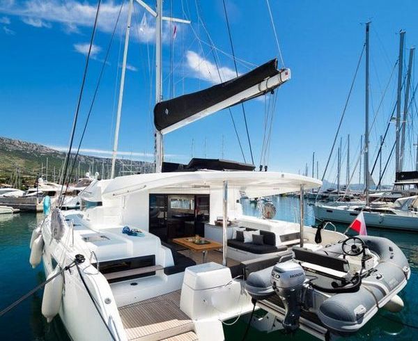Lagoon 50