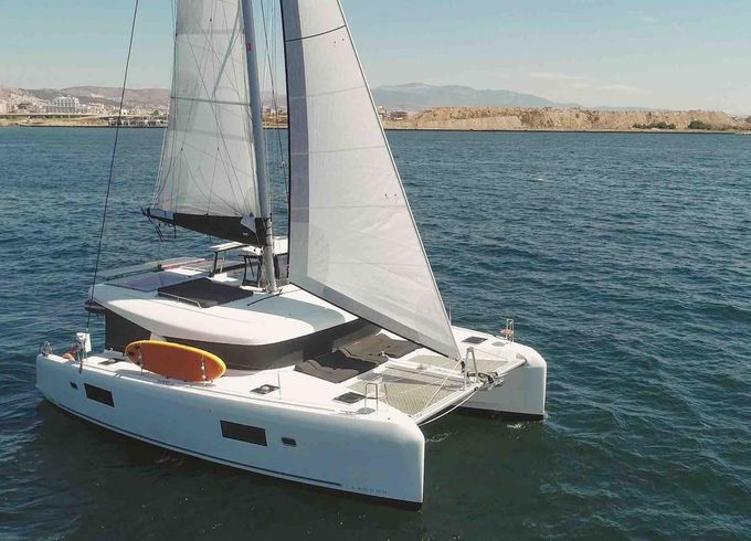 Lagoon 42