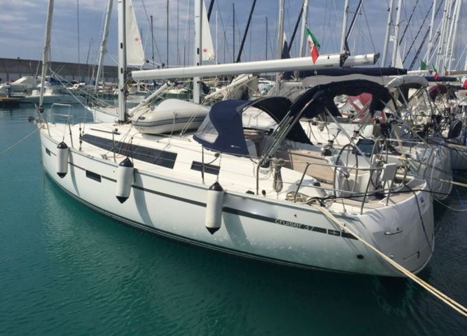 Bavaria Cruiser 37