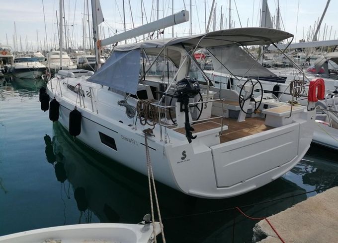 Beneteau Oceanis 51.1