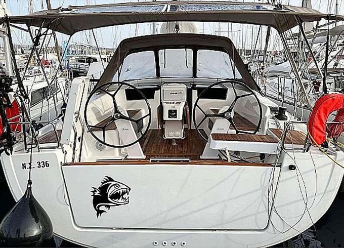 Hanse 418