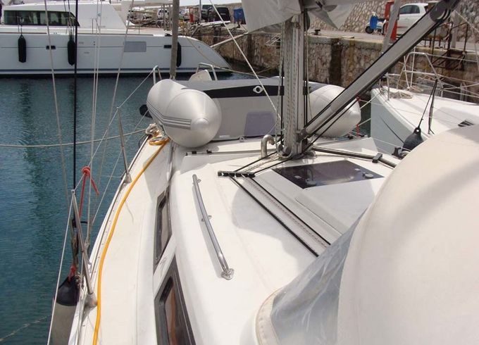 Hanse 325