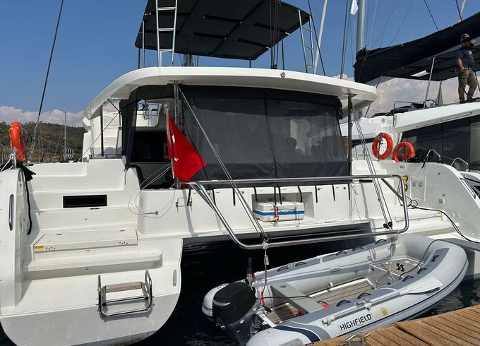 Lagoon 46