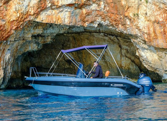 Poseidon Blue Water 170