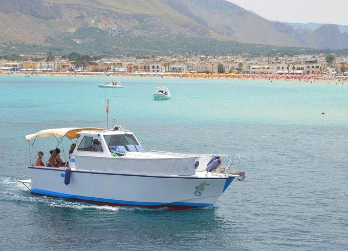 Crestliner Aztec 33