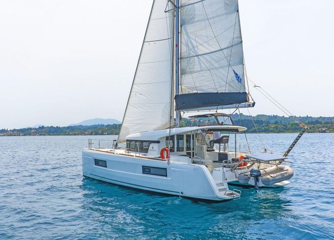 Lagoon 40