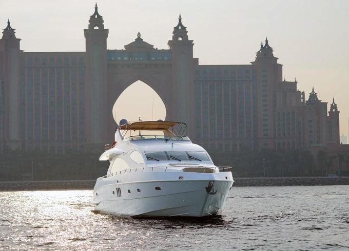 Gulf Craft Majesty 88