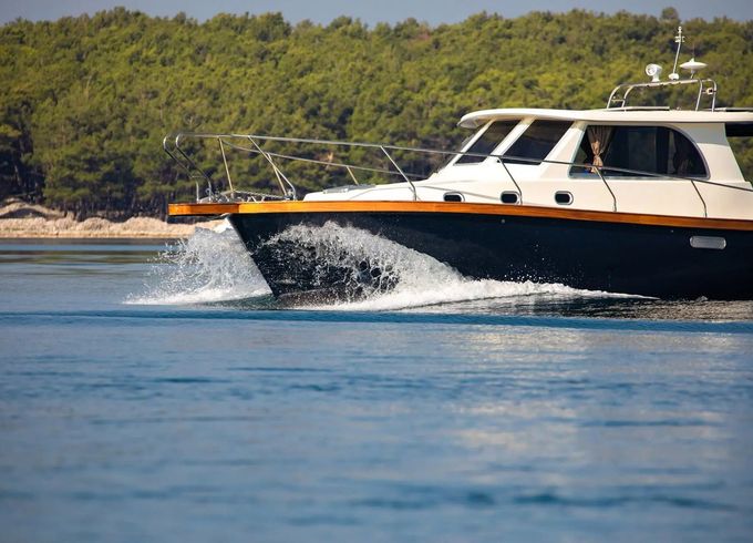 Adria Mare 38