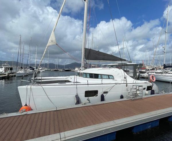 Lagoon 410s2
