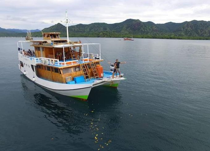M/C Catamaran