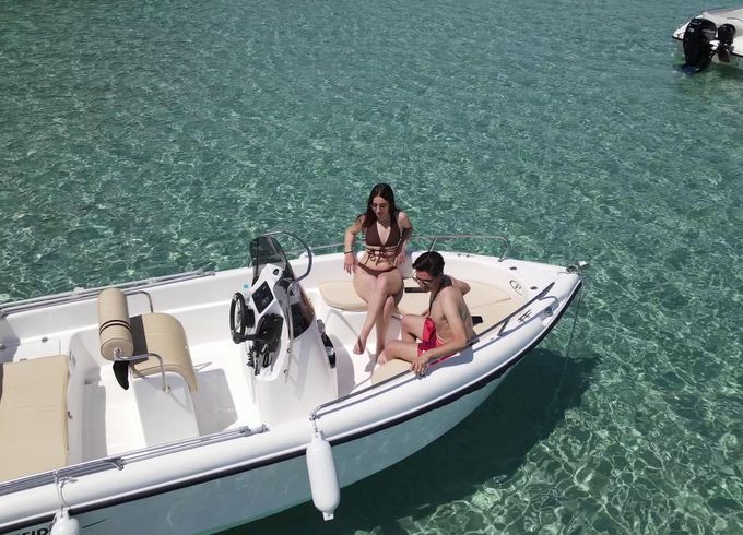 Poseidon Blue Water 170