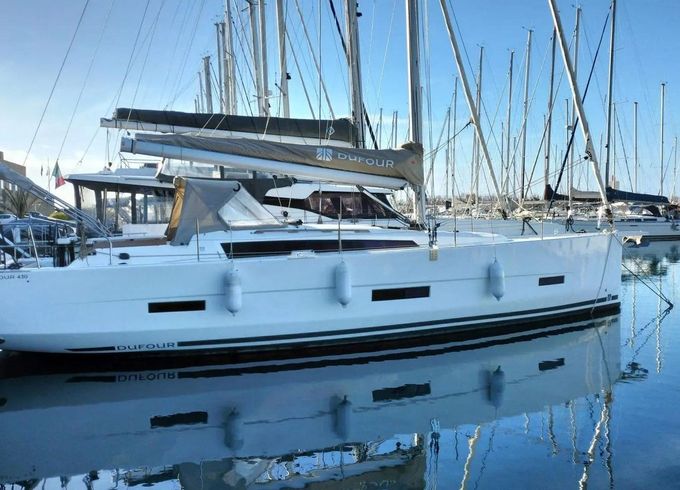 Dufour 430
