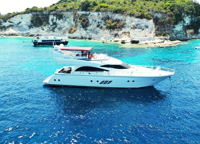 Dominator 62 S