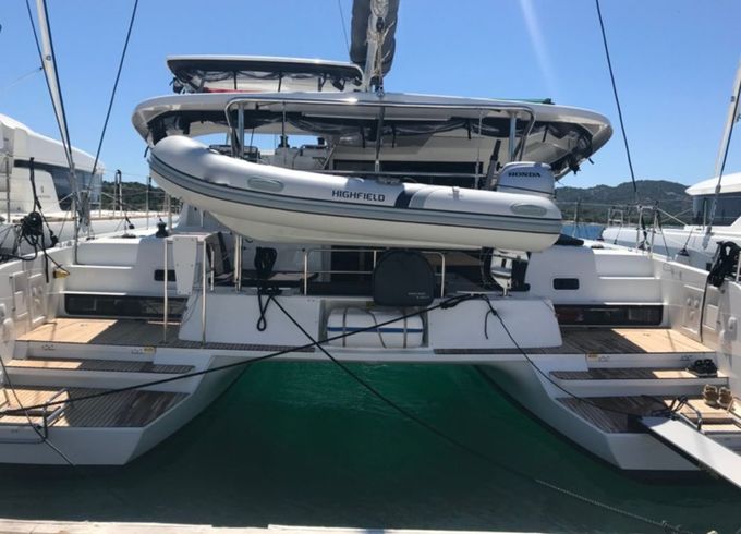 Lagoon 42
