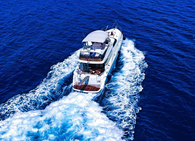 Fairline Squadron