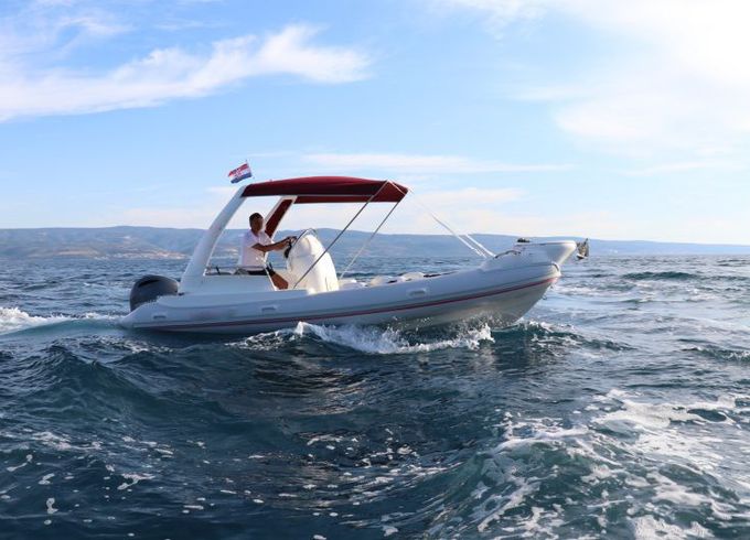 Ris Marine 599