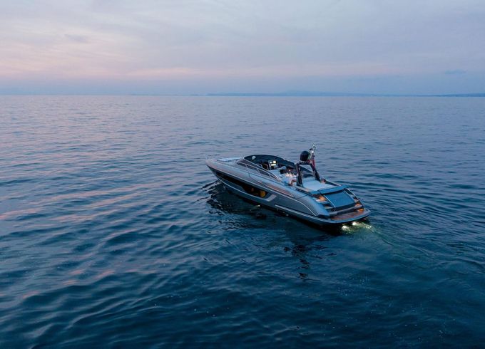 Riva Rivale 56