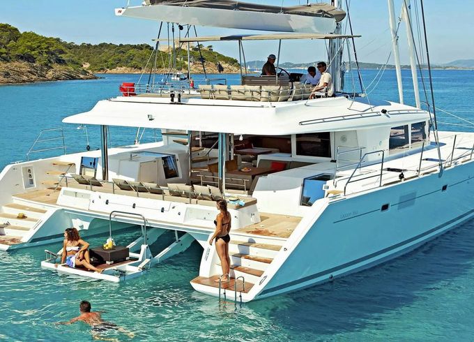 Lagoon 620