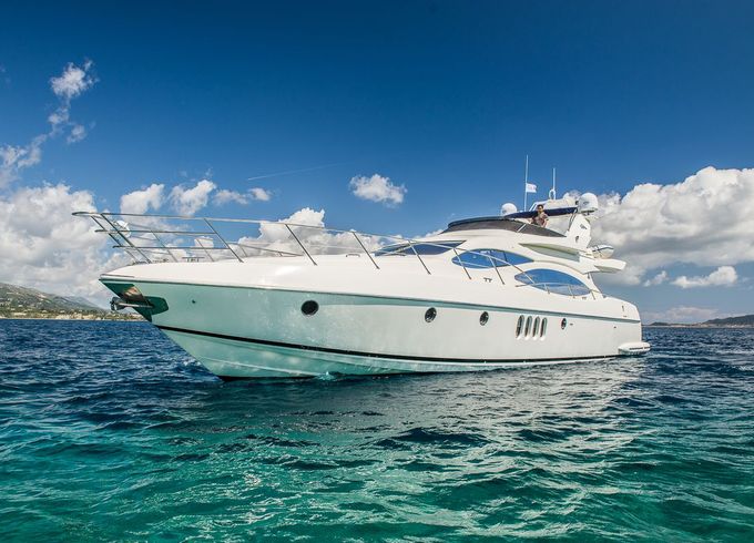 Azimut 68 Plus