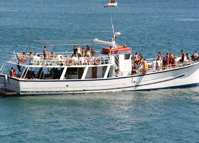 Custom 82ft