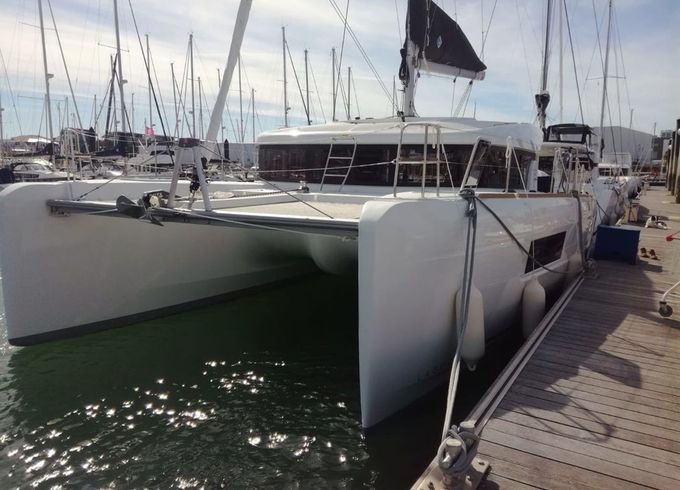Lagoon 40