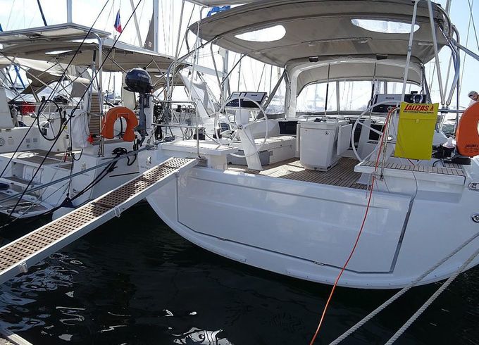 Beneteau Oceanis 46.1 (owner's version)