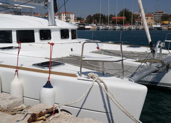 Lagoon 380
