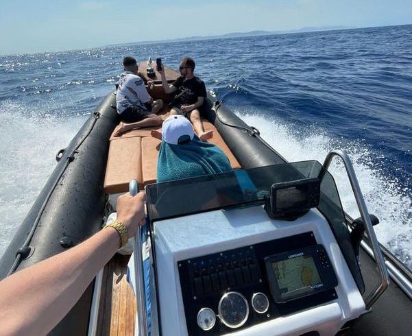 Oceanic 700