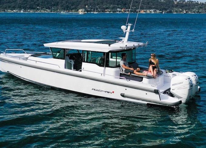 Axopar 37 Cross Cabin