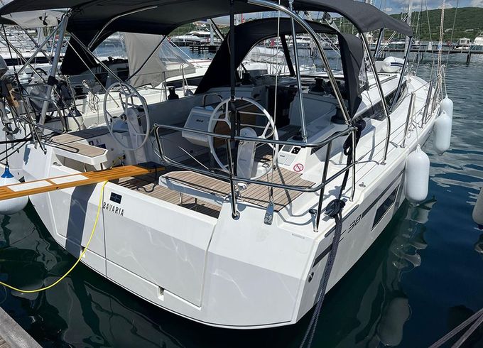 Bavaria C38